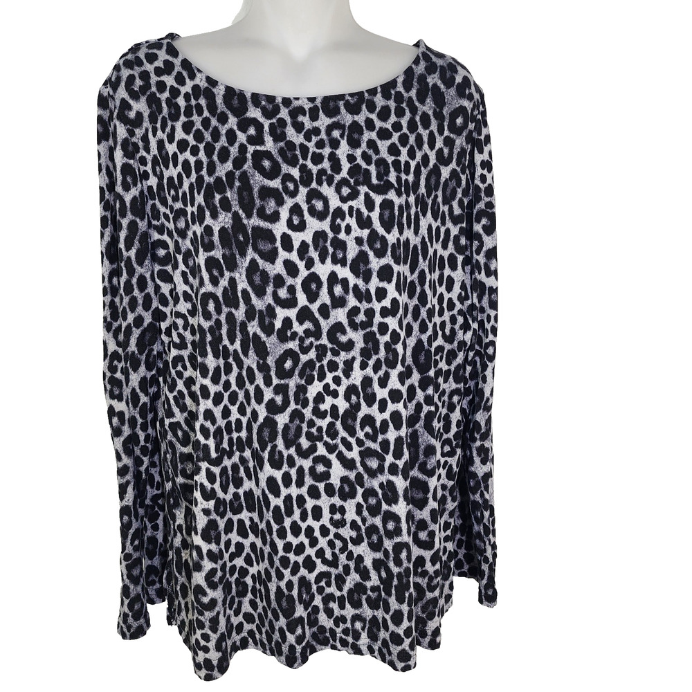 Mario Serrani Italy Top Womens Large Black Round Neck Long Sleeve Leopard Animal